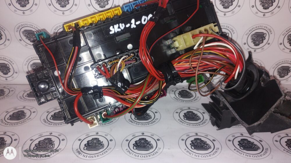 Mercedes-benz Cla 200 2014 Caja Fusibles Motor A2469060093