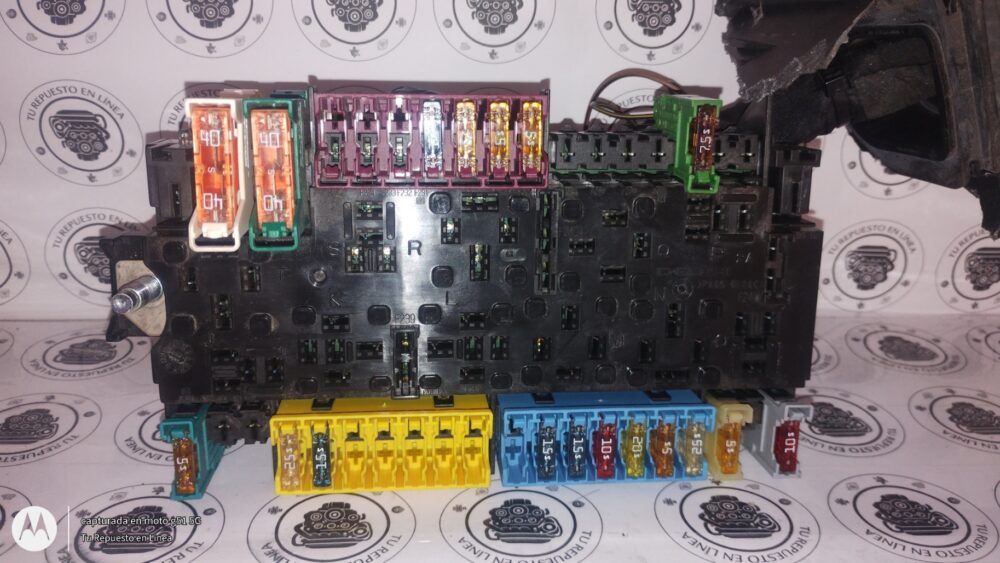 Mercedes-benz Cla 200 2014 Caja Fusibles Motor A2469060093