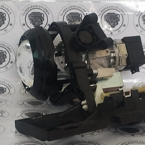 IMG_20250805_133652595 Mercedes-benz Cla 200 2014 Faro Derecho Ojo De Ángel Oem