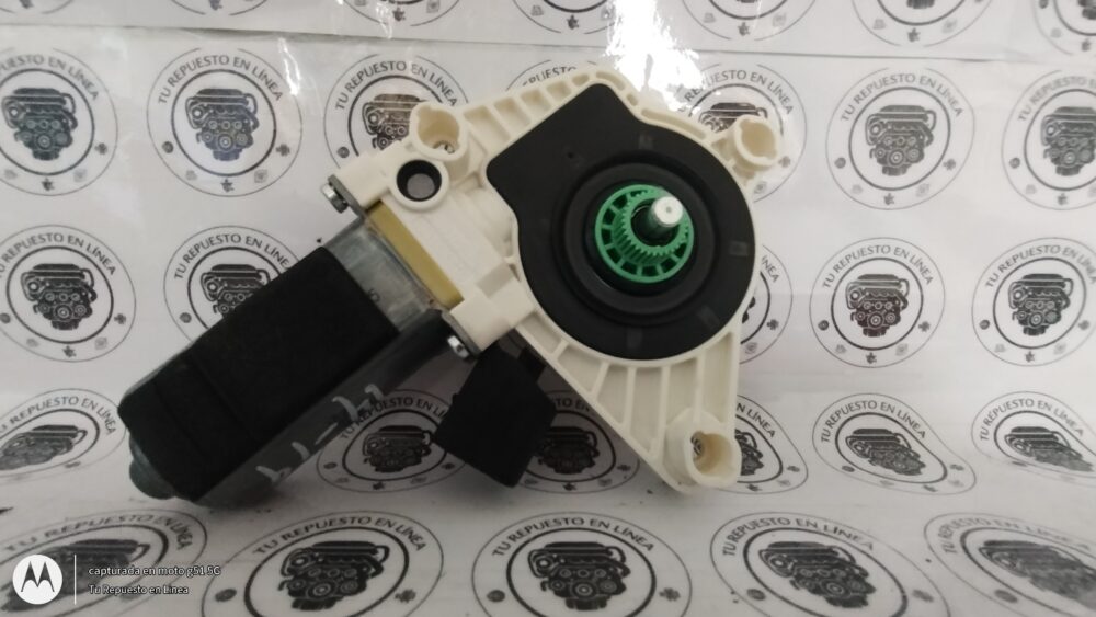 Mercedes-Benz CLA 200 13-16 Motor Elevador Cristal Del Der OEM