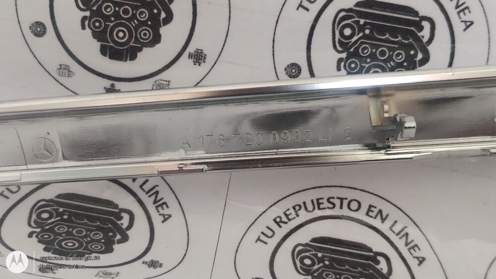 Mercedes-benz Cla 200 2013-2016 Moldura Puerta Izquierda Del