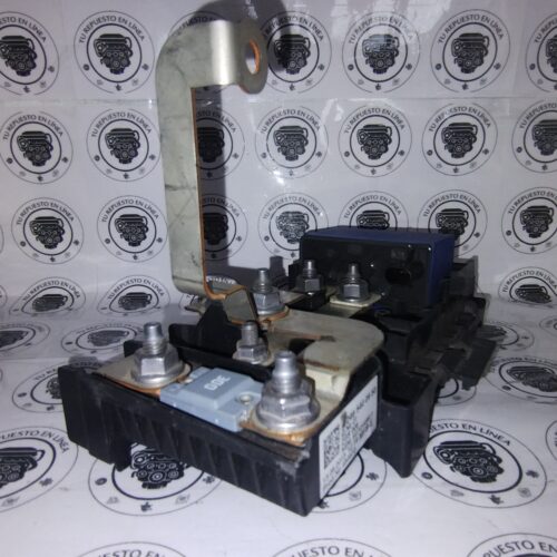 Mercedes-benz Cla 200 2014 Caja De Fusibles A2465400950