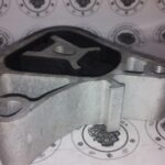 Mercedes-benz Cla 200 2014 Soporte Motor A2462400809 Oem