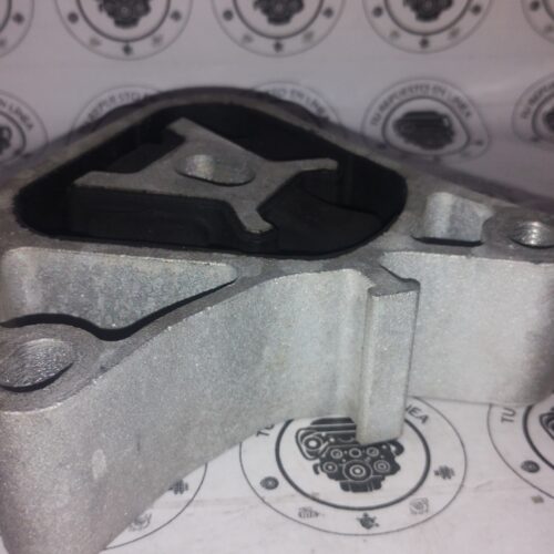 Mercedes-benz Cla 200 2014 Soporte Motor A2462400809 Oem