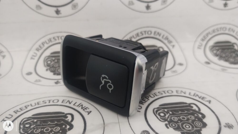 IMG_20251014_125307002 Mercedes Benz Cla 200 Botón Apertura Cajuela A2129059200