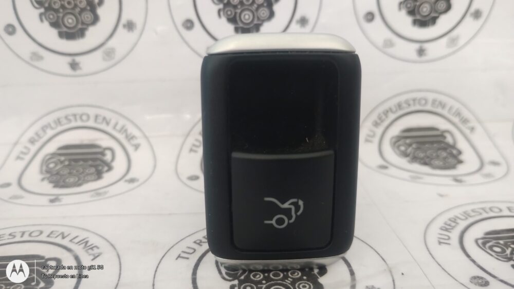 IMG_20251014_125741882 Mercedes Benz Cla 200 Botón Apertura Cajuela A2129059200