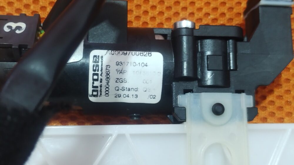 Mercedes-Benz CLA 200 13-16 Actuador Cabecera OEM A0009700626