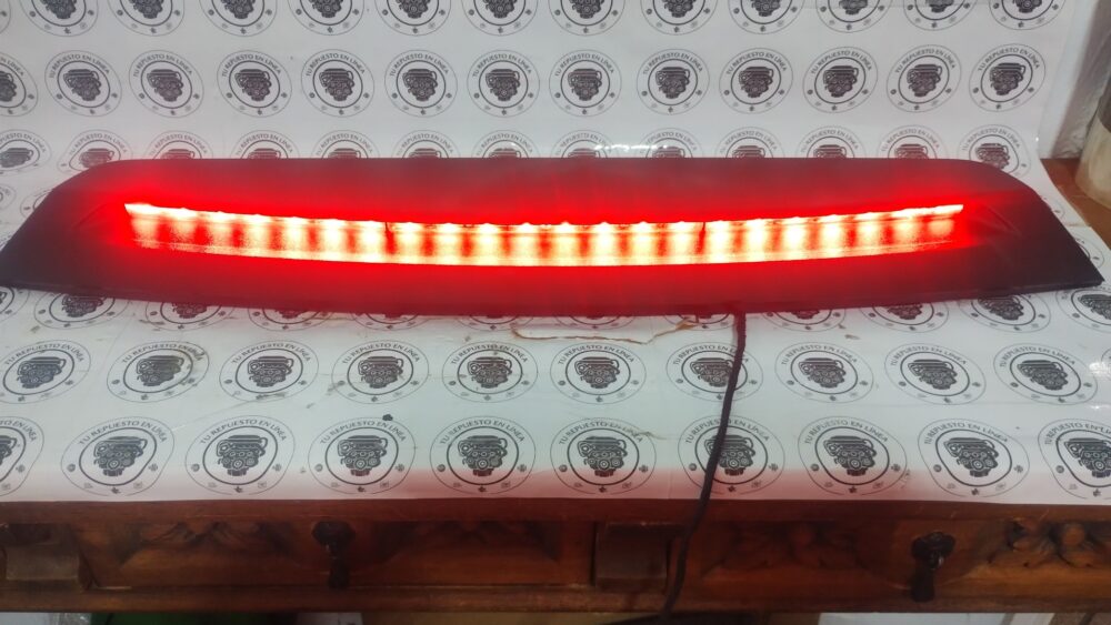 Mercedes-benz Cla 200 2014 Luz Stop Trasera A2048200056