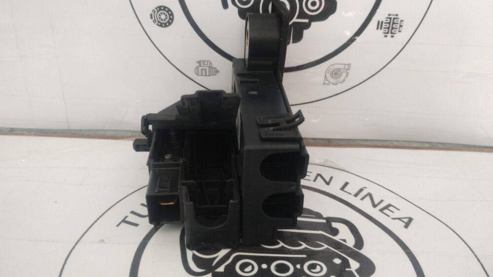 Ford Fusion Titanium 2.0l 14-16 Caja Fusibles Du5t14a094ed