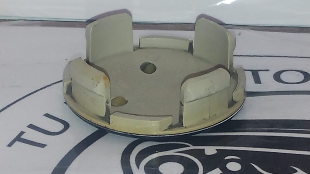 IMG_20260109_143857281 Ford Fusion 2013-2016 3 Tapónes Centro Rin 54mm Ds7z1130a