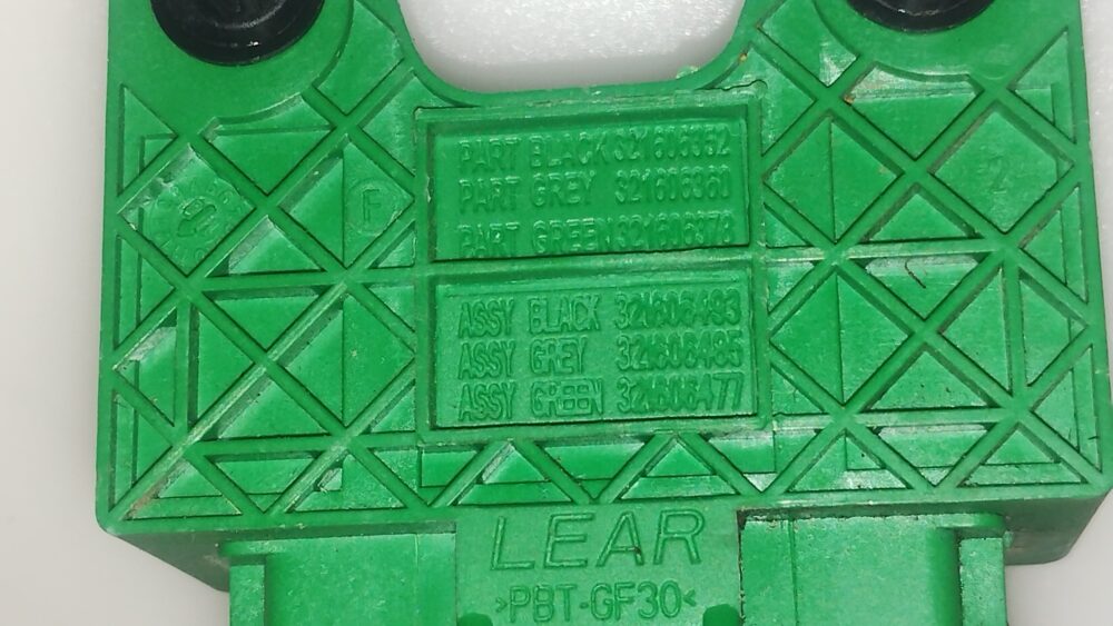 Ford Focus 2012-2015 Conector Bcm Lear 3460511 29 pines Macho