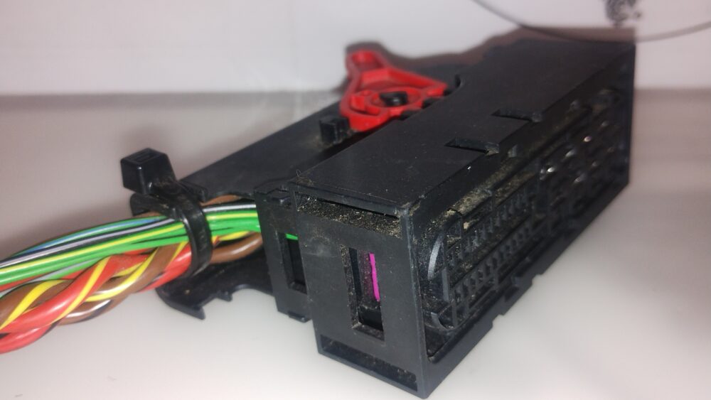 Mercedes-Benz CLA 200 13-16 Conector EPB Freno Mano Hembra