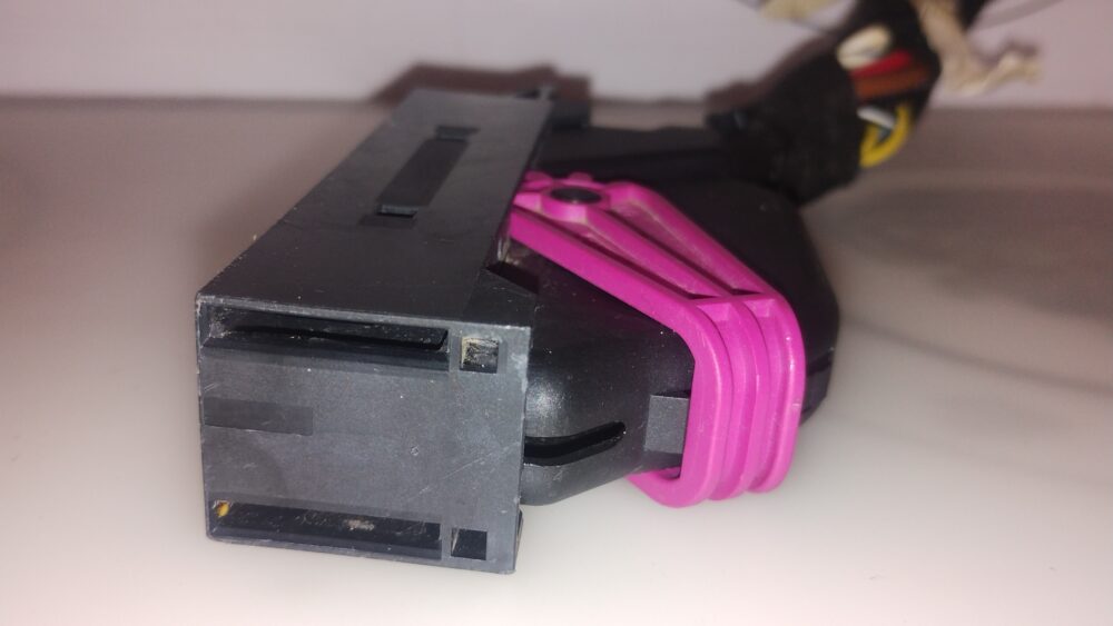 Mercedes-Benz CLA 200 13-16 Conector Módulo ECU 32 Pines