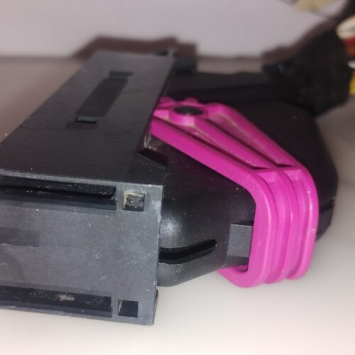 IMG_20260411_112516120 Mercedes-Benz CLA 200 13-16 Conector Módulo ECU 32 Pines