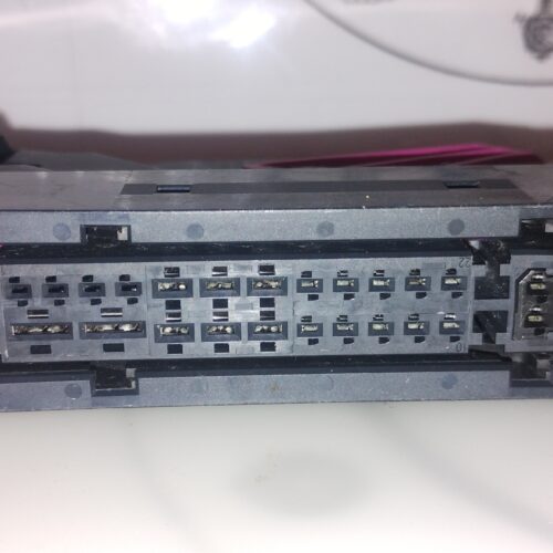 IMG_20260411_112542451 Mercedes-Benz CLA 200 13-16 Conector Módulo ECU 32 Pines