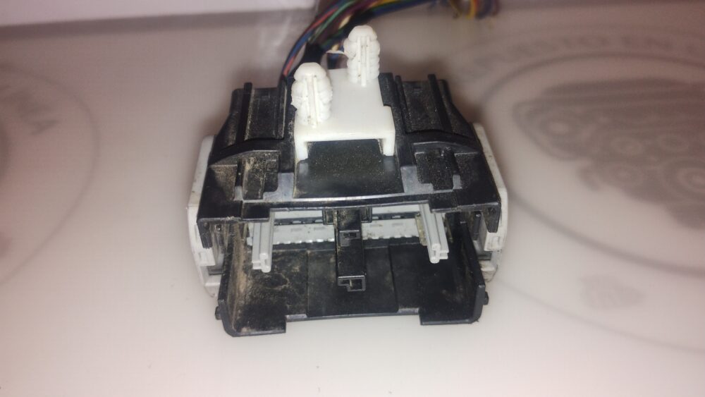 Ford Fusion / Focus 12-16 Conector Bcm 59 Pines Macho