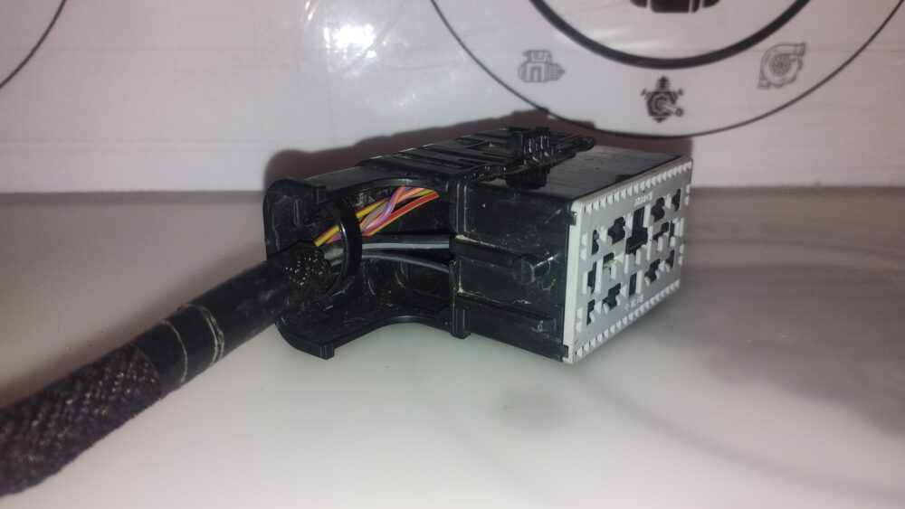 Ford Fusion / Focus 12-16 Conector Bcm 59 Pines Hembra