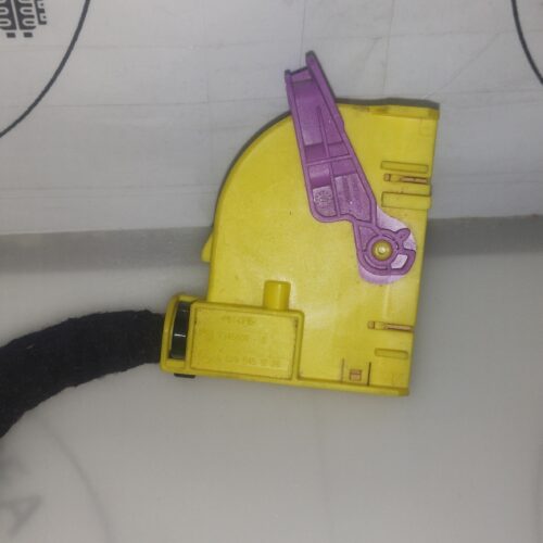 IMG_20260411_202114379 Mercedes-benz Cla 200 14 Conector Airbag Srs Ecu A0295459126