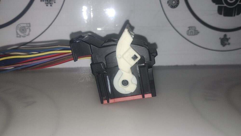 Ford Focus 2012-2014 Conector Arnés Bcm 2086281-1 Oem