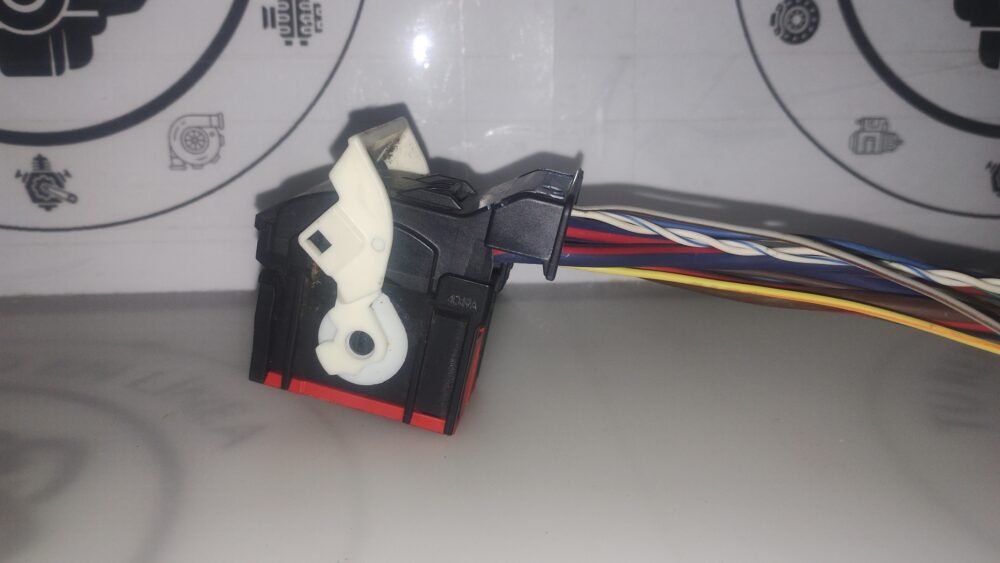 Ford Focus 2012-2014 Conector Arnés Bcm 2086281-1 Oem