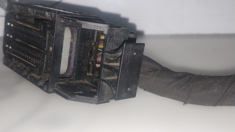 IMG_20260411_212620285 Mercedes-benz Cla 200 2014 Conector Módulo Sam Bcm A265458826