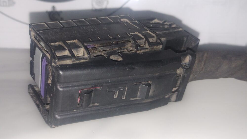 IMG_20260411_212627817 Mercedes-benz Cla 200 2014 Conector Módulo Sam Bcm A265458826