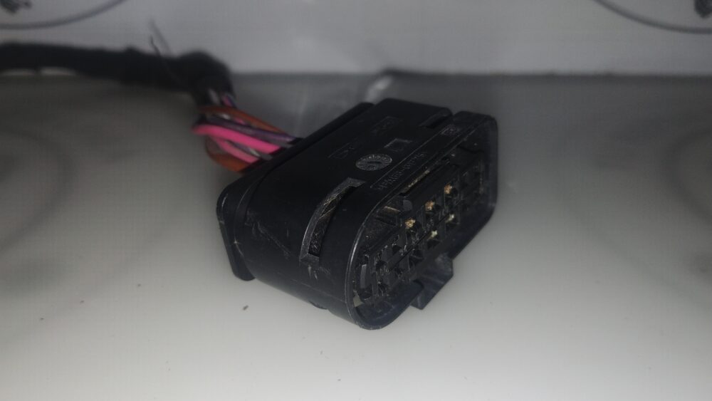 Mercedes-Benz CLA 200 2013-2016 Conector Arnés Módulo Delphi OEM