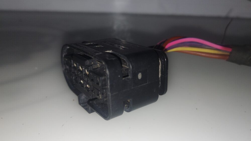 Mercedes-Benz CLA 200 2013-2016 Conector Arnés Módulo Delphi OEM