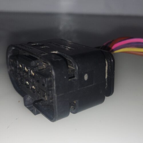 IMG_20260411_220427614 Mercedes-Benz CLA 200 2013-2016 Conector Arnés Módulo Delphi OEM