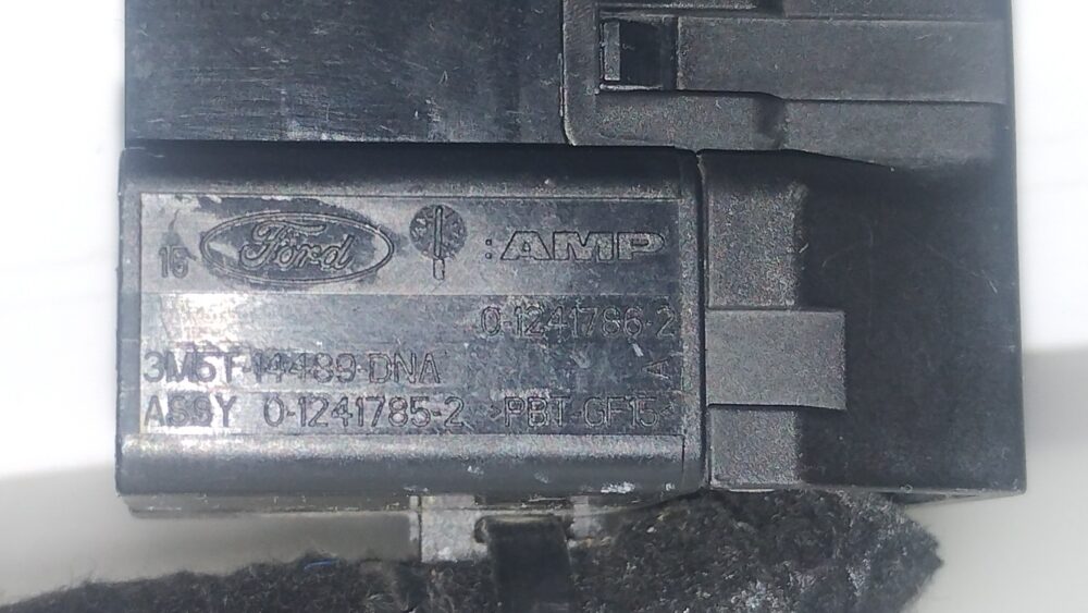 Ford Focus 2012-2014 Conector Bcm Arnés 3m5t-14489-dna Oem