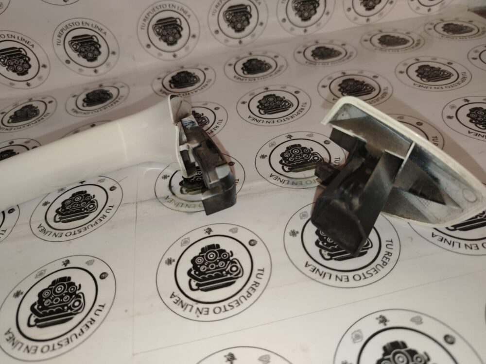 Imagen de WhatsApp 2025-07-10 a las 14.02.20_ee8db5d1 Mercedes-benz Cla 200 2014 Manija Puerta A2047600420 Oem