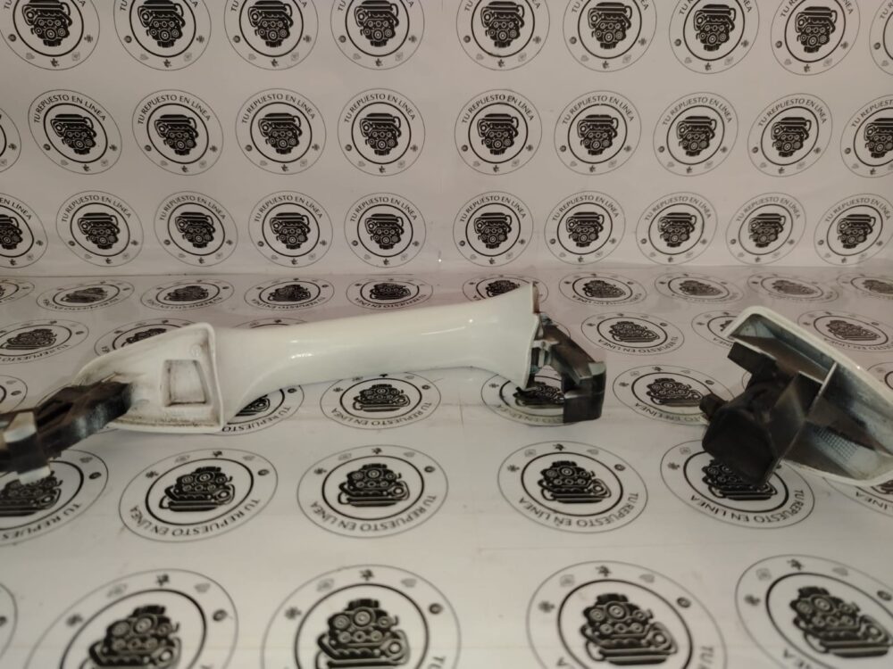 Imagen de WhatsApp 2025-07-10 a las 14.02.20_fde0a5b5 Mercedes-benz Cla 200 2014 Manija Puerta A2047600420 Oem