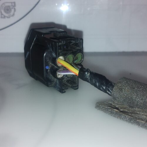 IMG_20260413_105700324 Ford Fusion Focus 2012-2016 Conector Motor Vidrio 6 Pines