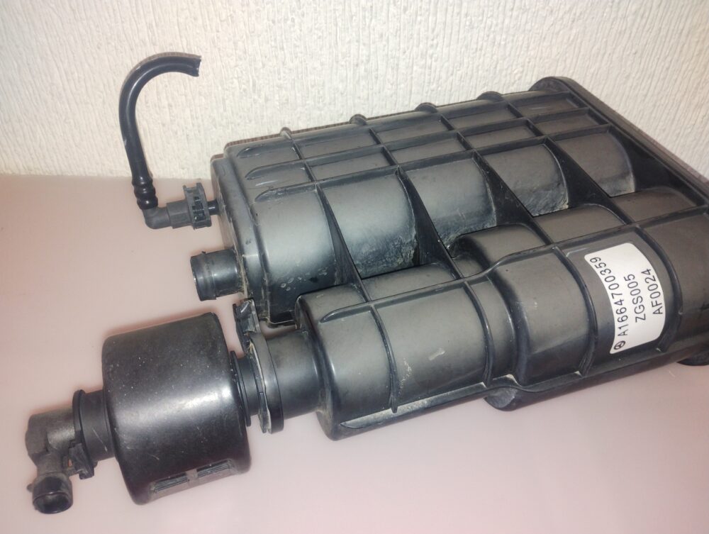 Mercedes-benz Ml 350 Amg 2014 Canister Evap Oem A1664700359