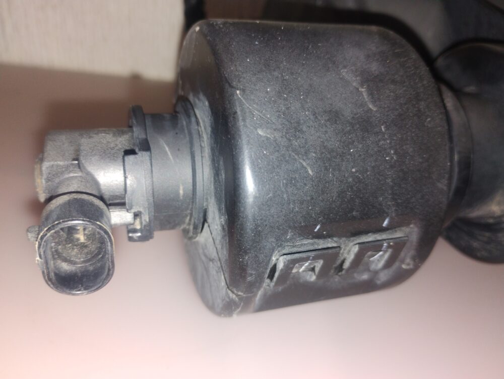Mercedes-benz Ml 350 Amg 2014 Canister Evap Oem A1664700359