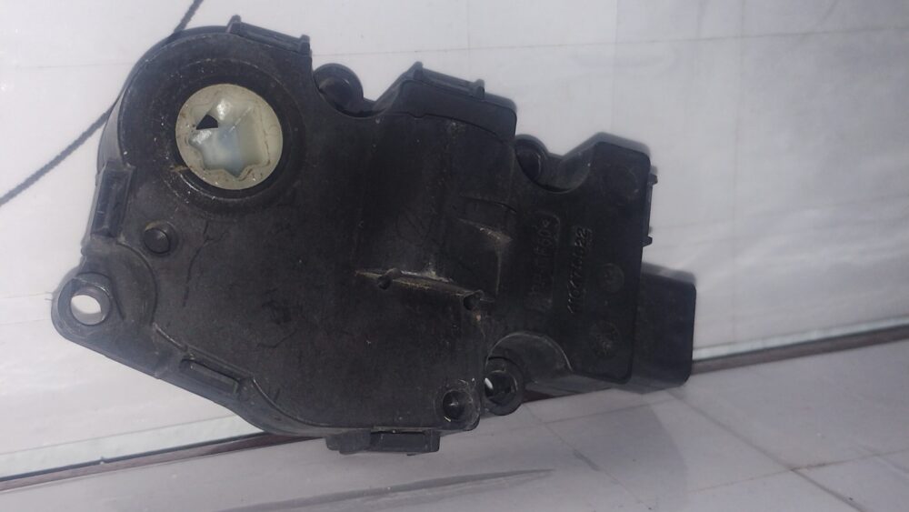 Mercedes-benz Actuador Control Hvac Vehículo A1669060008