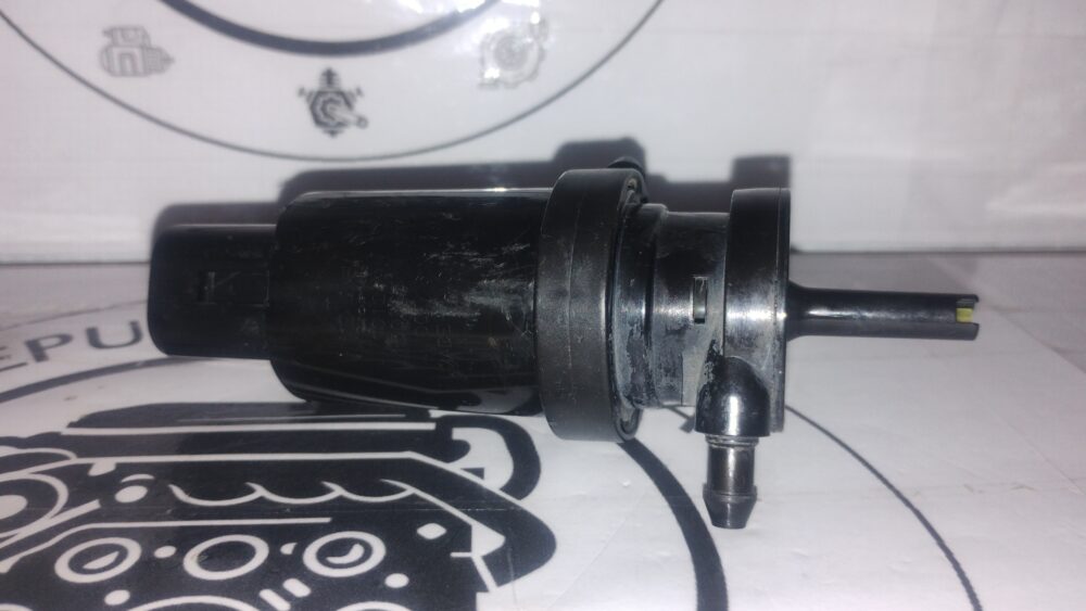 Mercedes-benz Cla200 2014 Bomba Limpiaparabrisas A1648690421
