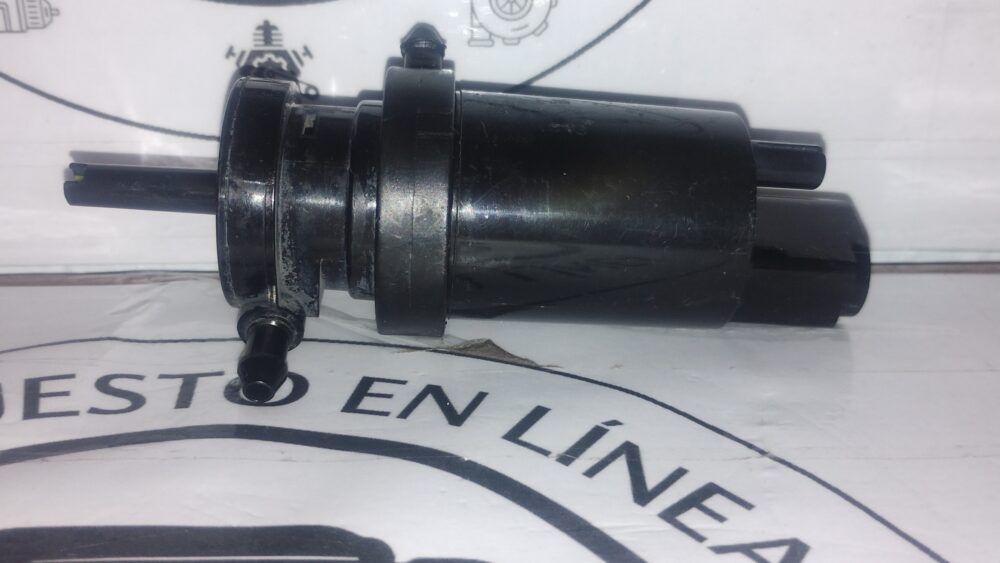 Mercedes-benz Cla200 2014 Bomba Limpiaparabrisas A1648690421