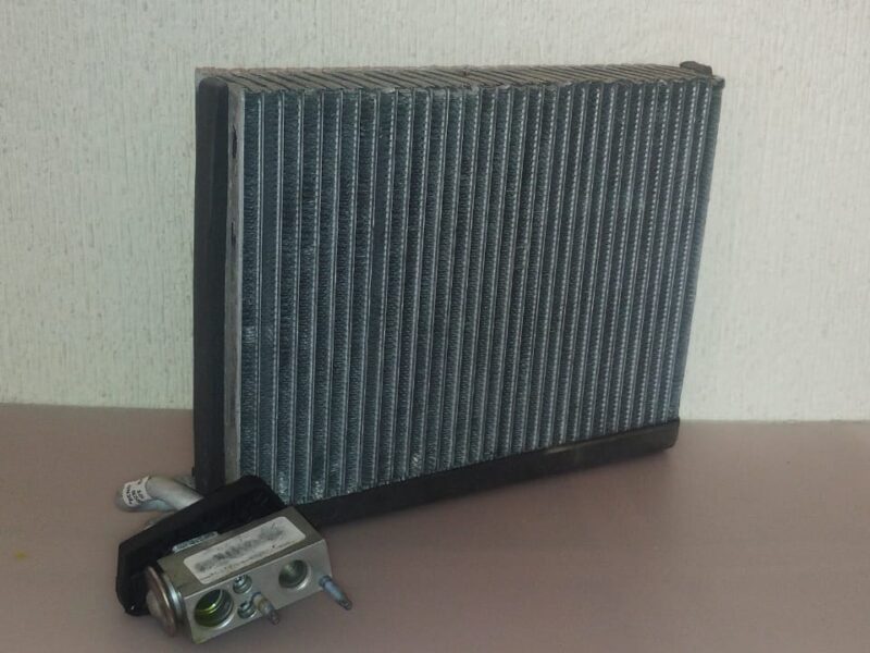 e65f997c-c6cd-4e97-82e1-2a5554f9795e Mercedes-benz Ml 350 Amg 2014 Evaporador A/c Oem A1668300058