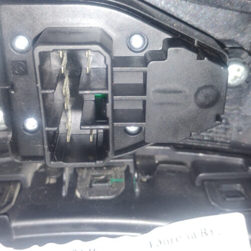 Ford Ranger Xlt 16 -22 Rejilla Izq Control Espejos Oem Usada