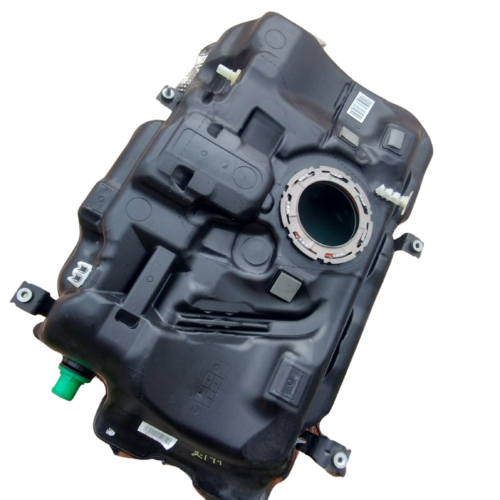144d2cec-9cef-4a5a-8023-a96eef771a91 Tanque De Gasolina Mercedes Cla 200 2014 A2464703100 Oem