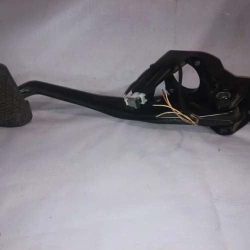 3 Pedal De Freno Mercedes-benz Cla A Gla Clase B A2462900501