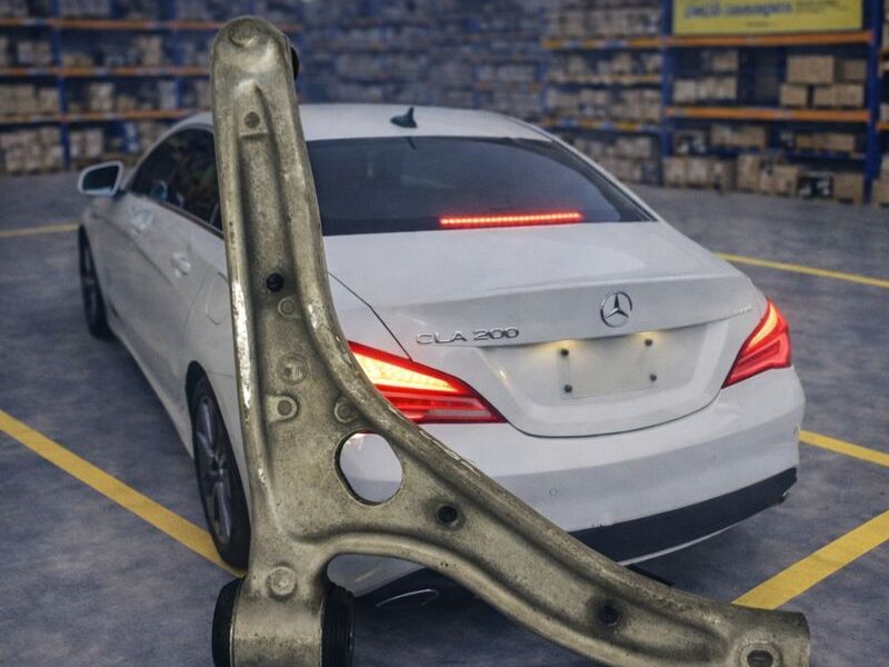 66083824-5b5c-4958-b468-7eac45683783-md Mercedes-benz Cla200 2014 Horquilla Suspensión Izq Delantera
