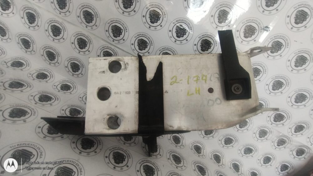 IMG_20250806_095323832 Absorbedor Defensa Del Izq Mercedes Cla 2014 A2466200295 Oem