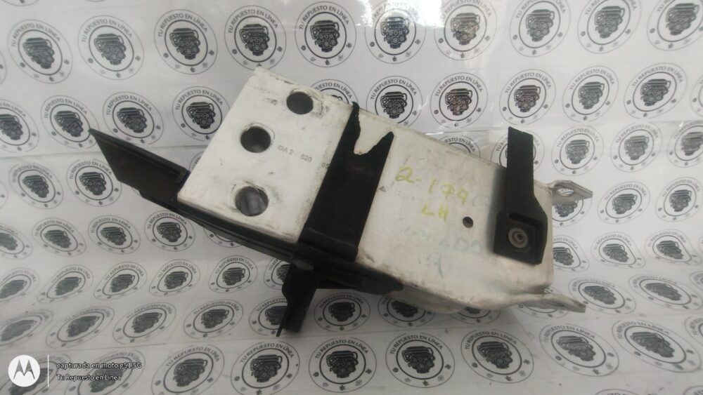 IMG_20250806_095330009 Absorbedor Defensa Del Izq Mercedes Cla 2014 A2466200295 Oem