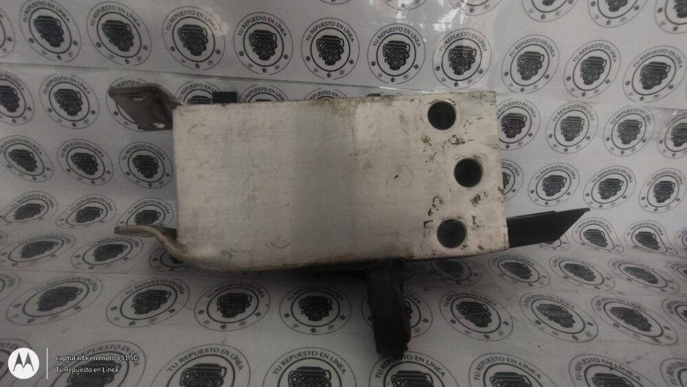 IMG_20250806_095339232 Absorbedor Defensa Del Izq Mercedes Cla 2014 A2466200295 Oem