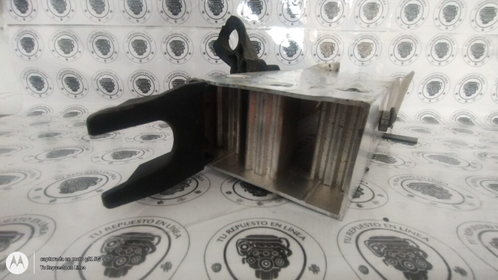 IMG_20250806_095351933 Absorbedor Defensa Del Izq Mercedes Cla 2014 A2466200295 Oem