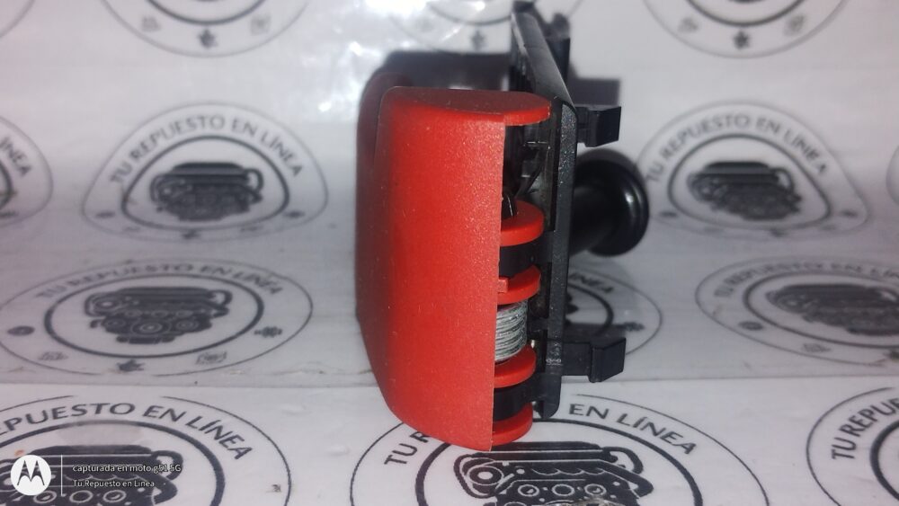 IMG_20250821_162251501 Mercedes-benz Cla 200 Jaladera Apertura Cofre Usada Oem