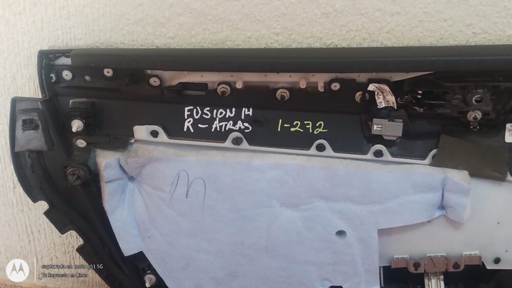 IMG_20250822_105128345 Panel Puerta Trasera Derecha Ford Fusion 2014 Oem Usado
