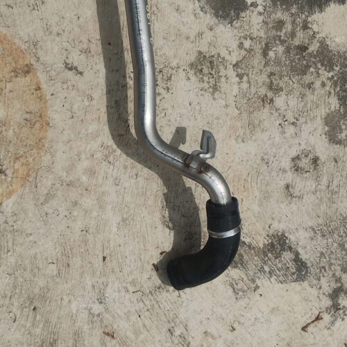Tubo / Cuello De Llenado De Gasolina Mercedes-benz Cla W117